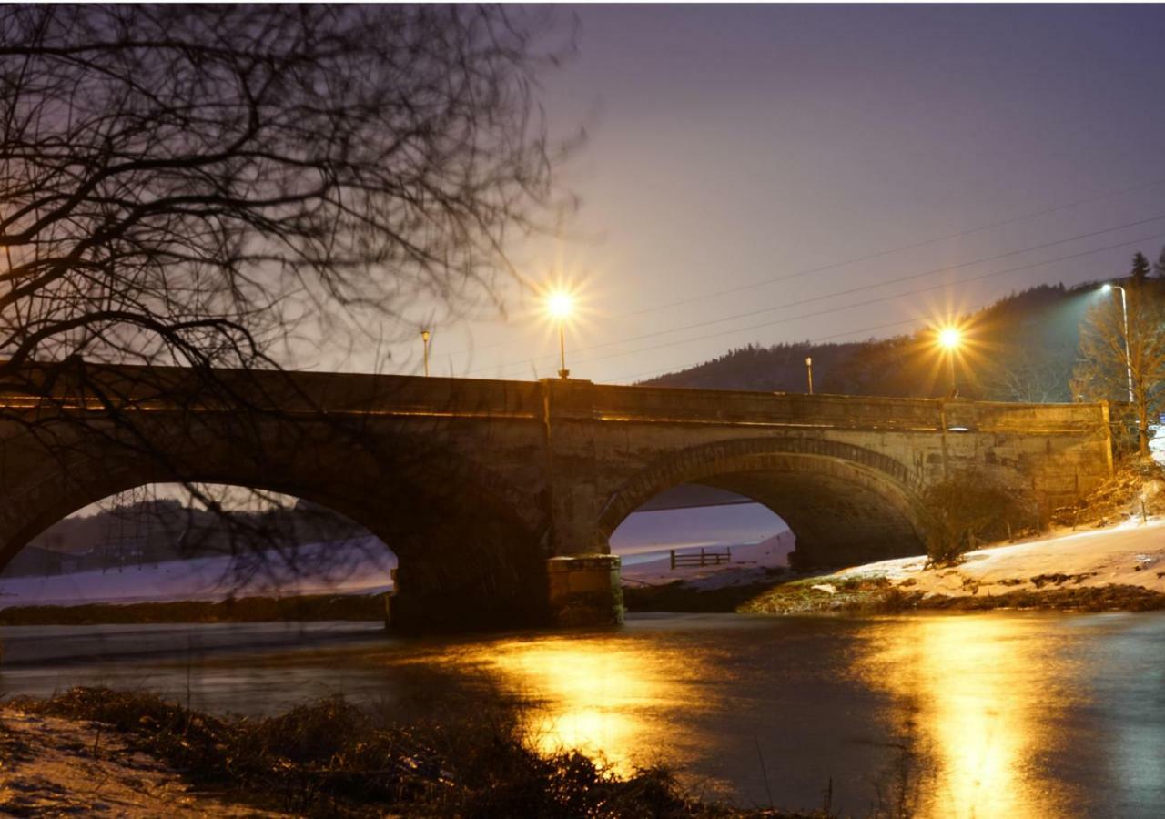 River Edge Lodges Bridge of Earn Exterior foto